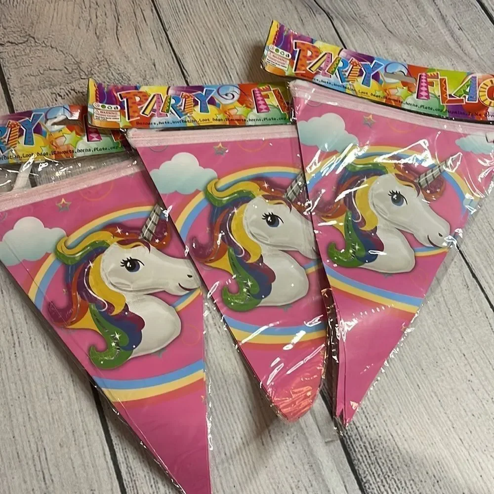 NWT Unicorn party kit